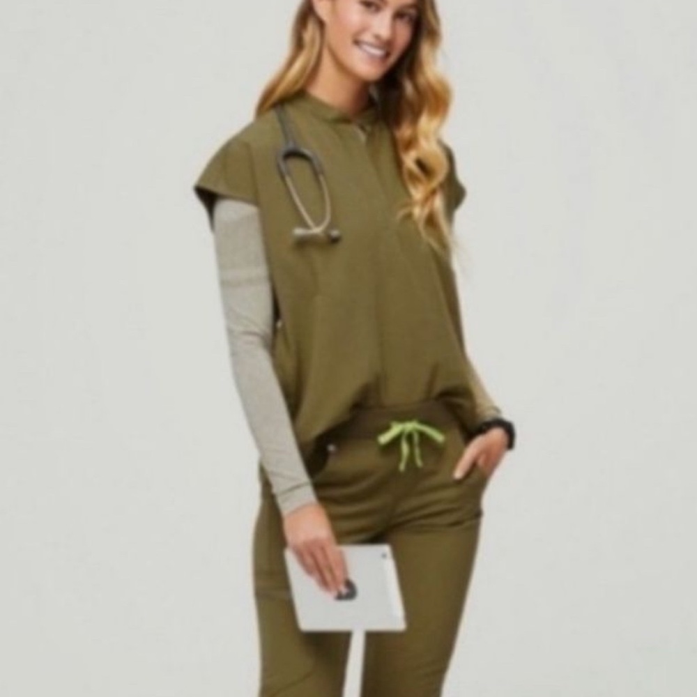 Figs Olive Martini Green Scrub Set XXL